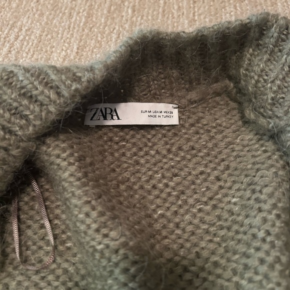 Zara knit sweater cardigan size M - Picture 4 of 4